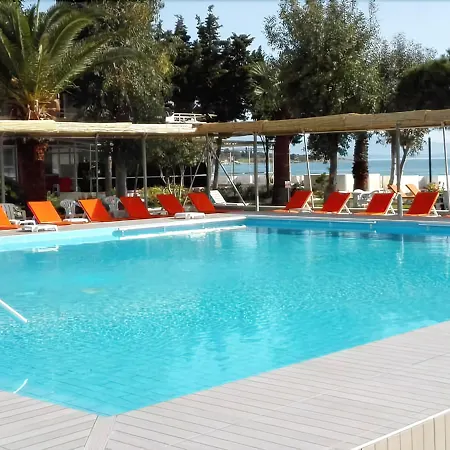 Szálloda Sifne Thermal Çeşme
