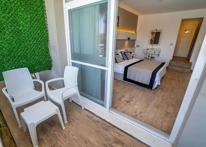 Sifne Thermal Hotel 3*